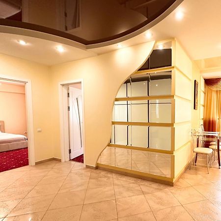 Luxury Apartment In New Building Кишинев Екстериор снимка