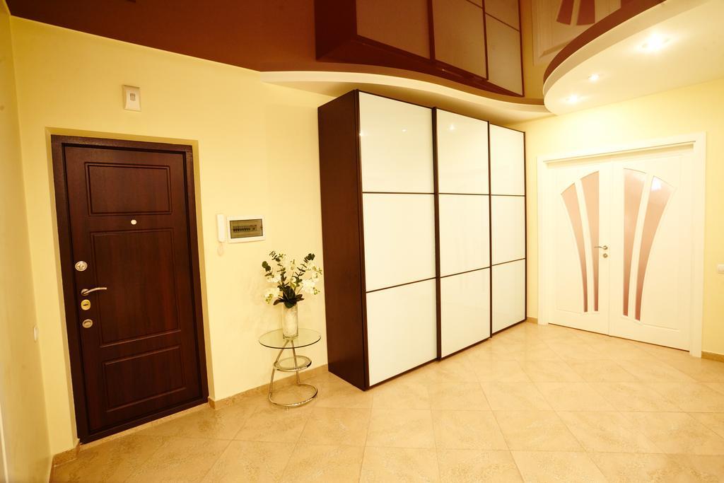 Luxury Apartment In New Building Кишинев Екстериор снимка